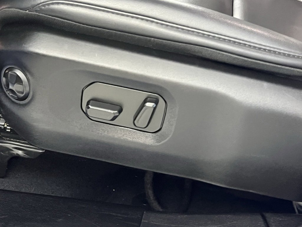 Certified 2024 Jeep Wrangler Unlimited Rubicon w/ Convenience Group image 26