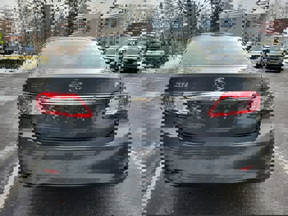 Used 2013 Toyota Corolla LE image 4