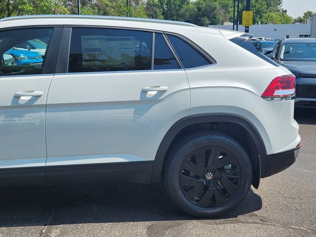 New 2026 Volkswagen Atlas Cross Sport SE AWD/4WD image 3