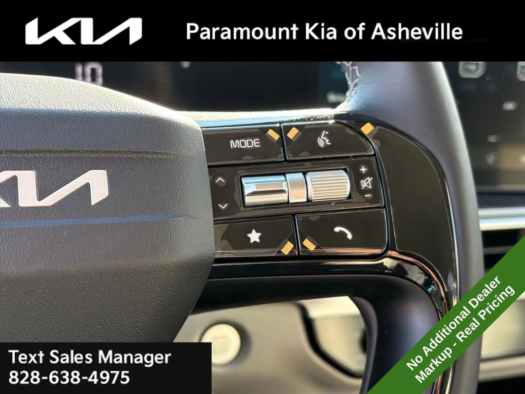 New 2026 Kia Sorento S image 12