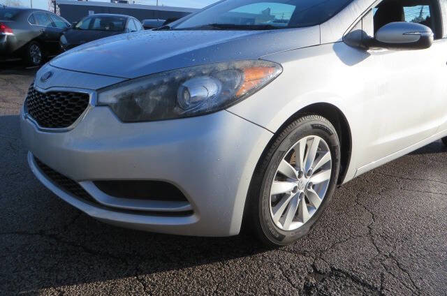 Used 2016 Kia Forte Koup EX FWD image 28