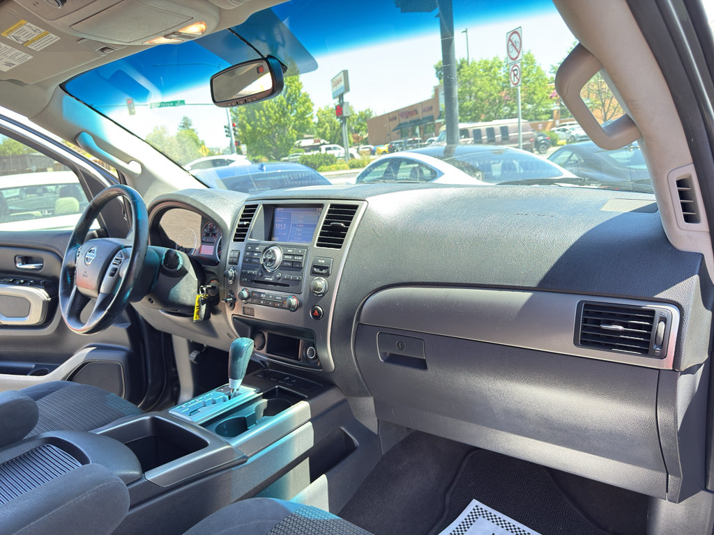 Used 2015 Nissan Armada SV AWD/4WD image 22
