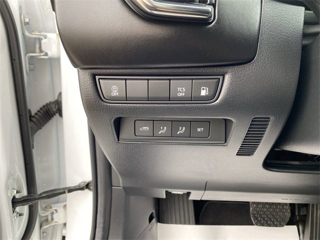 Certified 2025 MAZDA CX-50 2.5 Hybrid w/ Premium Plus Pkg image 15