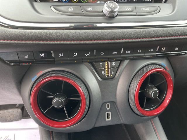 Used 2022 Chevrolet Blazer RS image 19