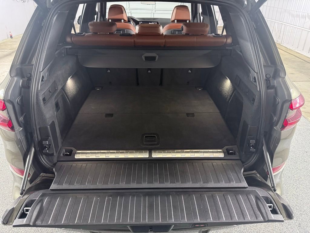 Used 2022 BMW X5 xDrive45e w/ M Sport Package image 36