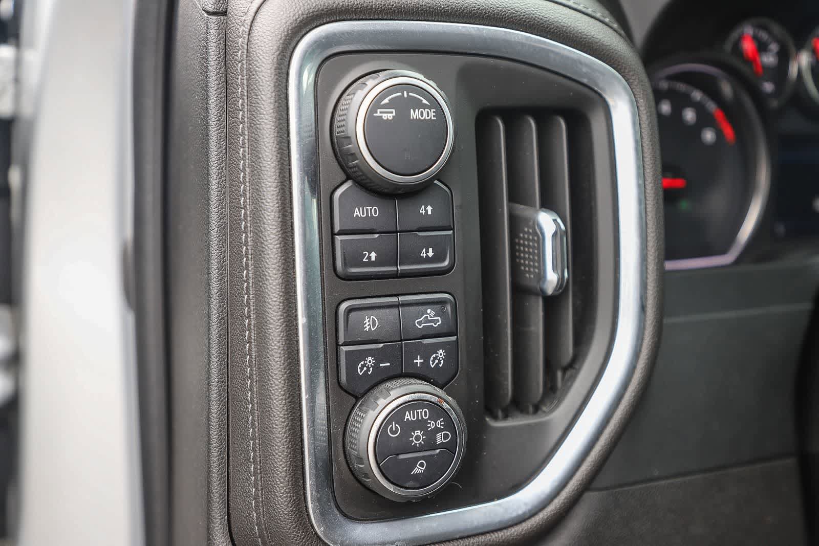 Used 2022 Chevrolet Silverado 1500 RST w/ Safety Package AWD/4WD image 20