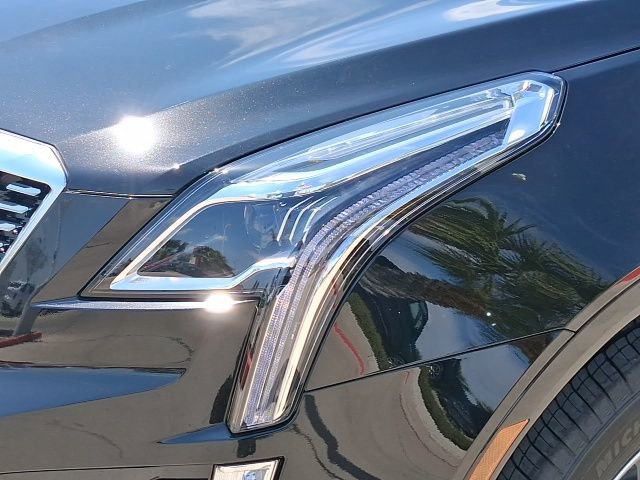 New 2026 Cadillac XT5 Luxury w/ LPO, Premium Carpet Package image 7