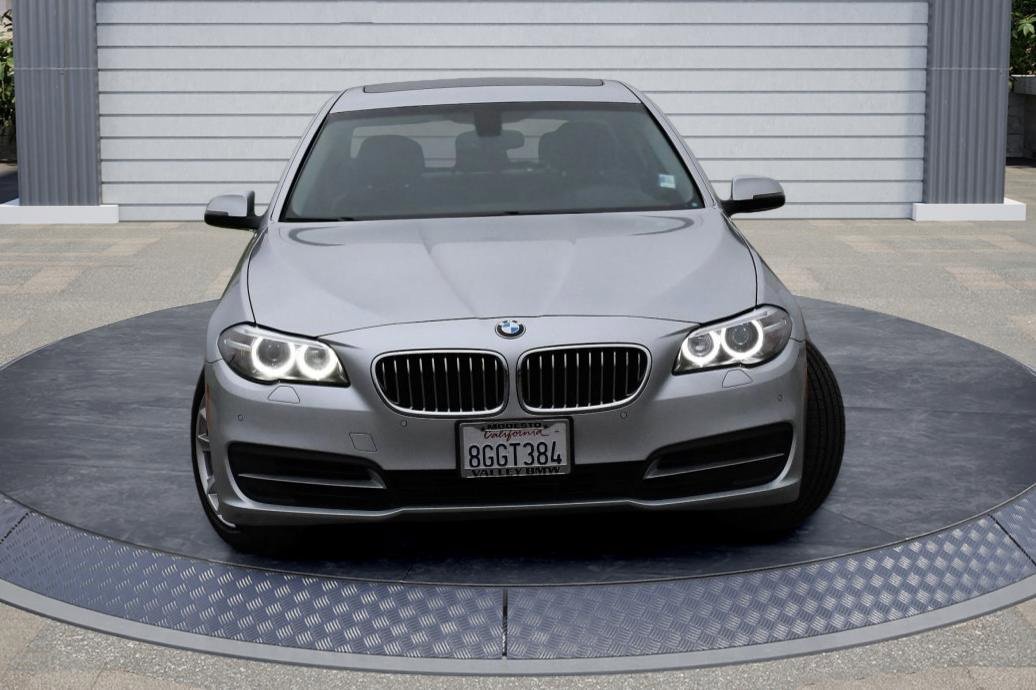 Used 2014 BMW 528i xDrive Sedan image 2