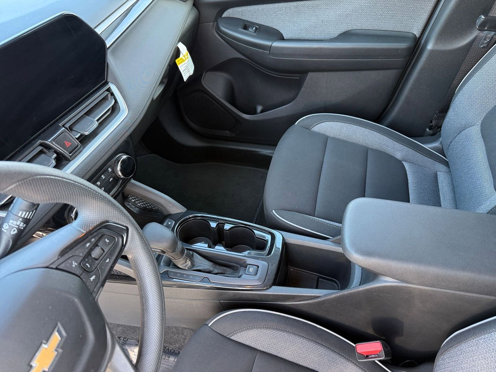 Used 2025 Chevrolet TrailBlazer LT image 42