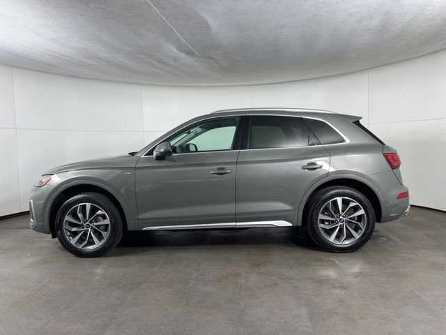 Used 2023 Audi Q5 2.0T Premium Plus w/ Premium Plus Package AWD/4WD image 4