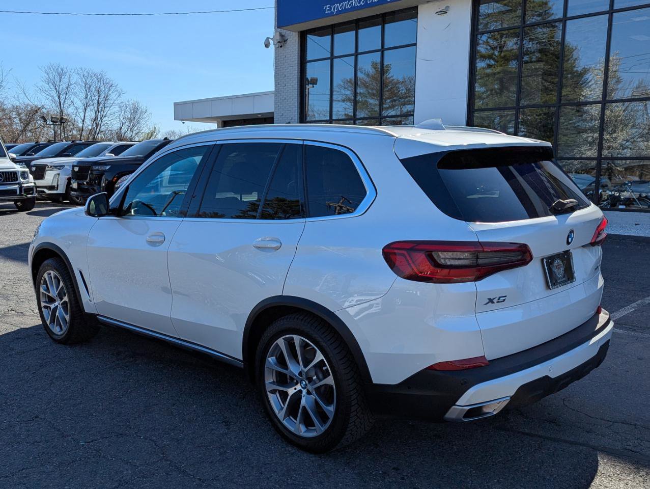 Used 2019 BMW X5 xDrive40i w/ Premium Package 2 AWD/4WD image 10