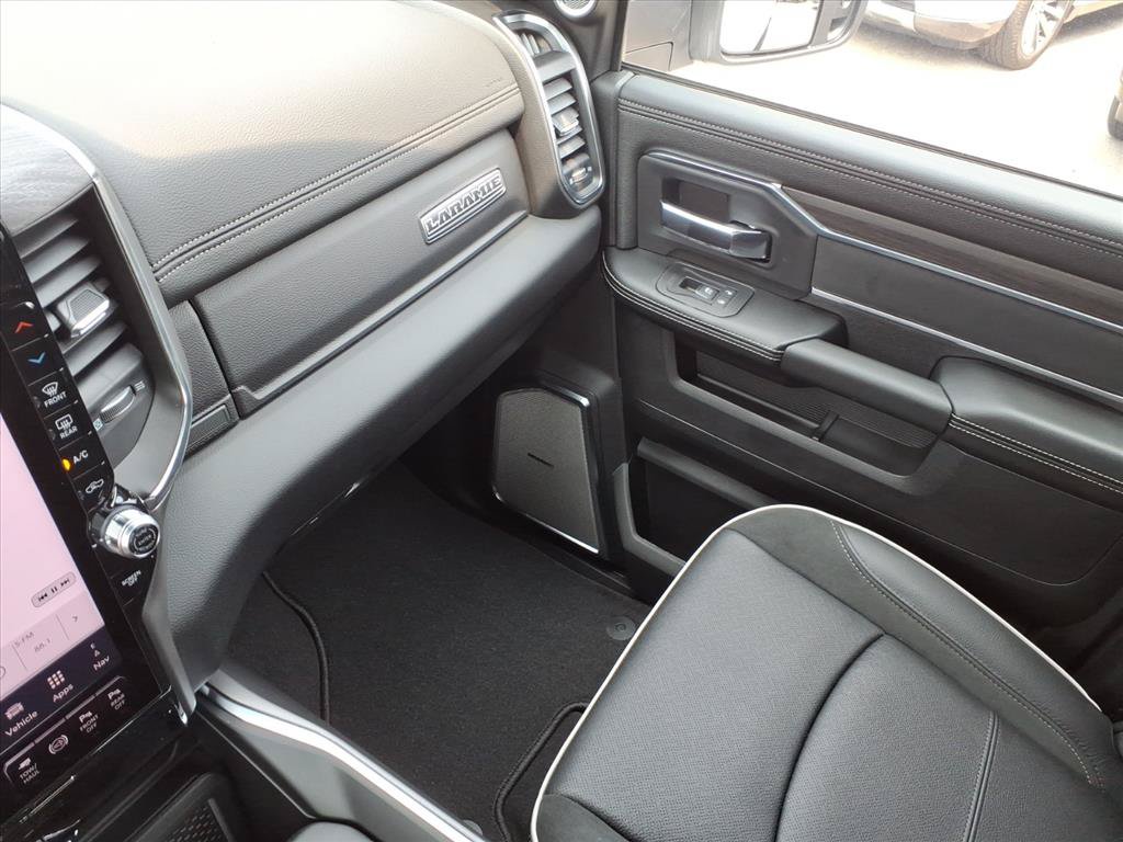 New 2026 RAM 2500 Laramie AWD/4WD image 34