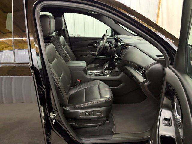 Used 2023 Chevrolet Traverse RS AWD/4WD image 30