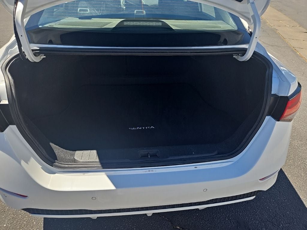 Used 2022 Nissan Sentra SV FWD image 26