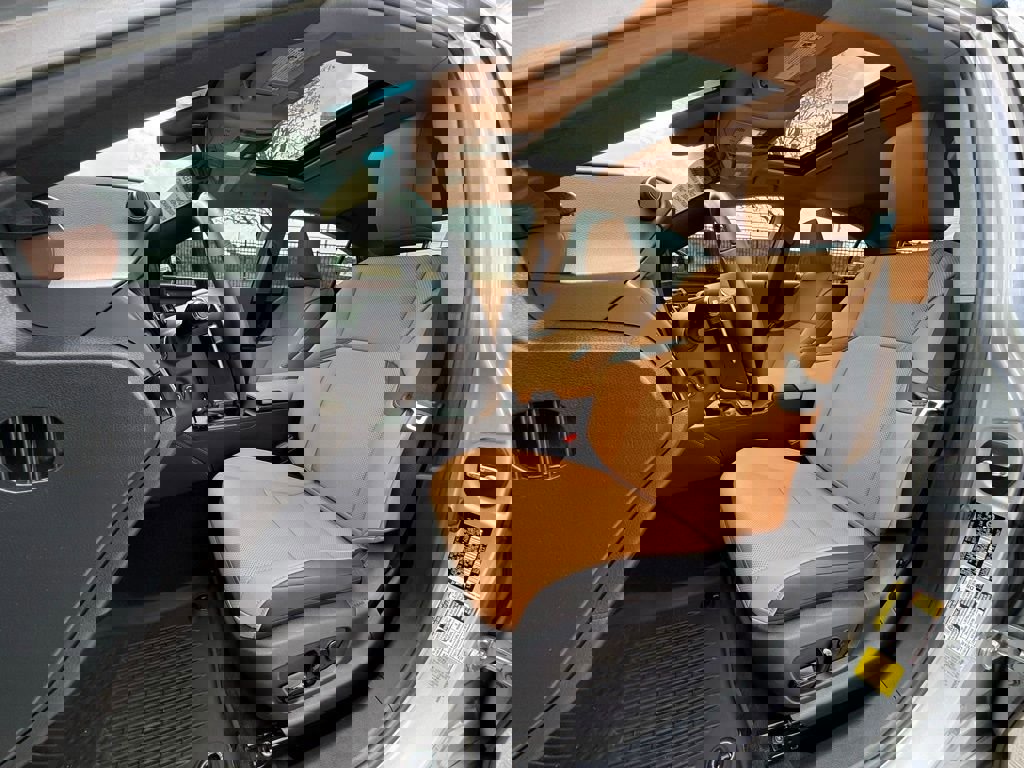 Certified 2022 Lexus ES 350 w/ Premium Package image 20