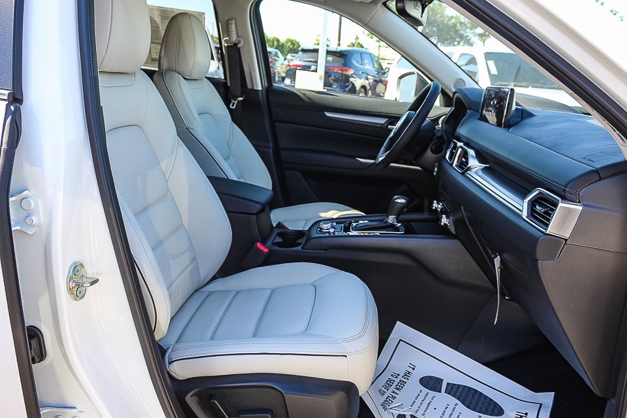 New 2025 MAZDA CX-5 AWD 2.5 S w/ Preferred Package image 16