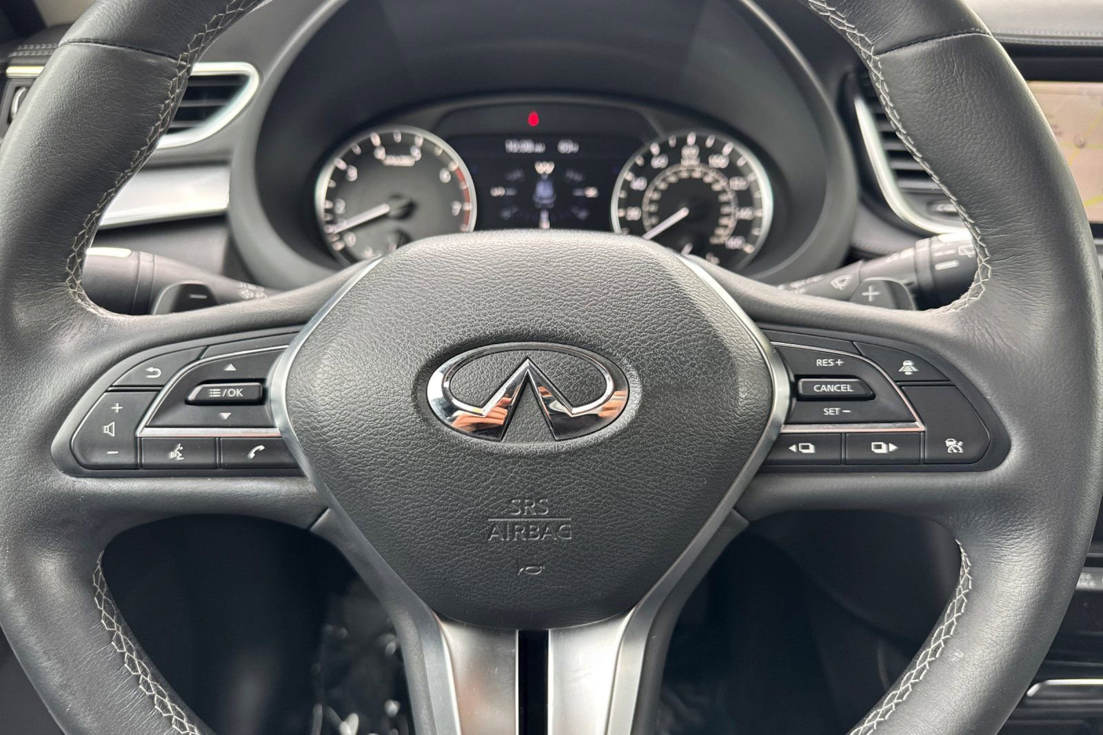 Used 2020 INFINITI QX50 Sensory image 24