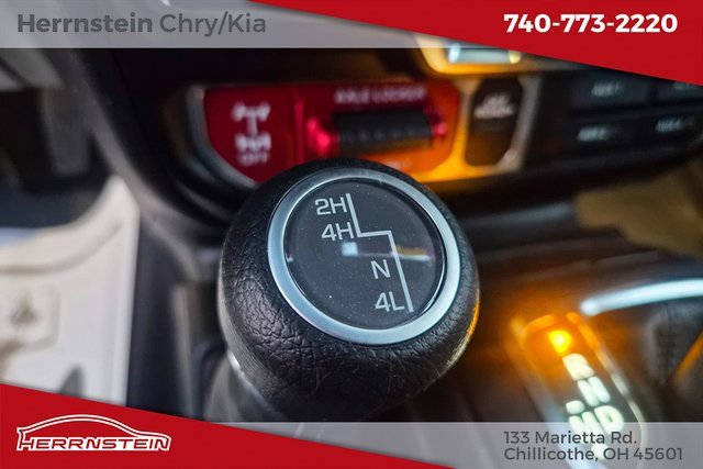 Used 2024 Jeep Wrangler Willys image 21