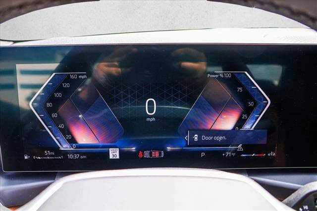 Certified 2025 BMW 330i xDrive Sedan w/ Convenience Package image 14