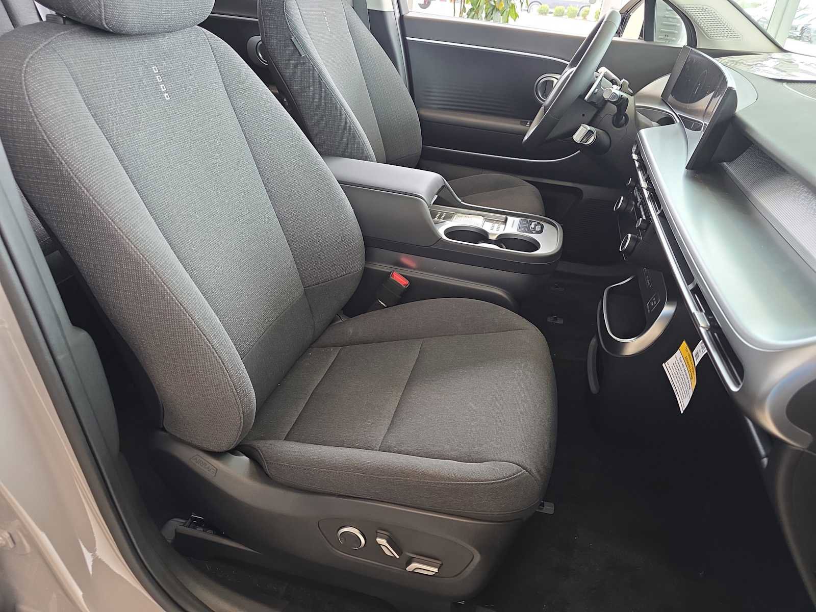 New 2026 Hyundai Ioniq 9 SE image 30