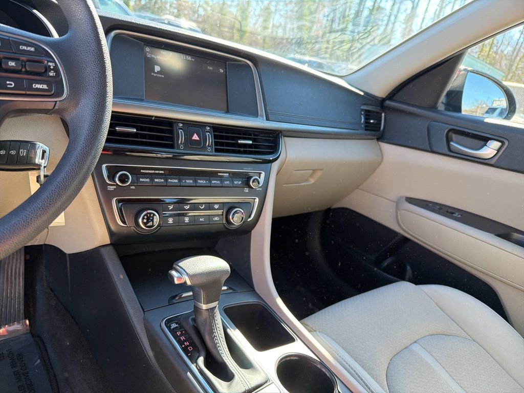 Used 2018 Kia Optima LX image 17