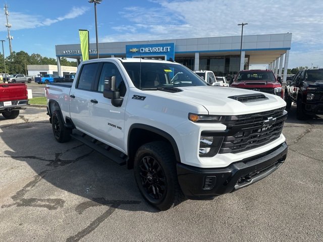 New 2025 Chevrolet Silverado 2500 Custom w/ Custom Value Package