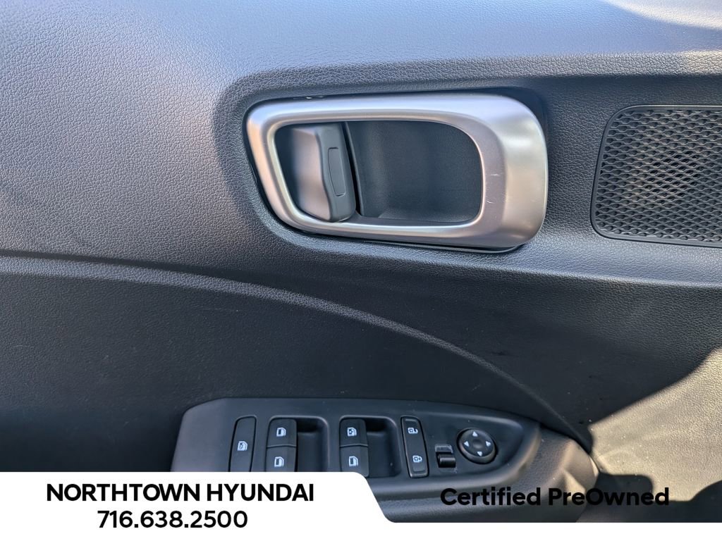Certified 2026 Hyundai Venue SEL image 32