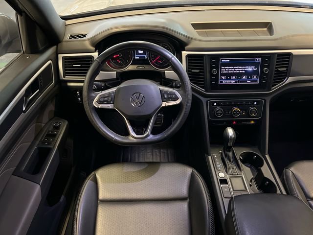 Certified 2021 Volkswagen Atlas Cross Sport SE w/ Panoramic Sunroof Package FWD image 19