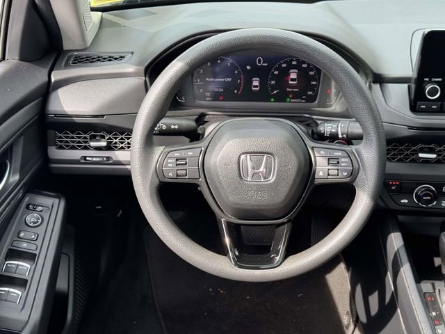 Certified 2023 Honda Accord EX image 13