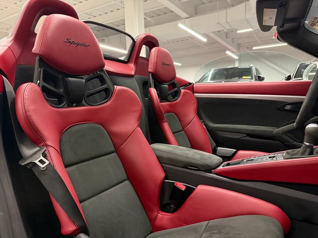 Certified 2022 Porsche 718 Boxster Spyder RWD image 33