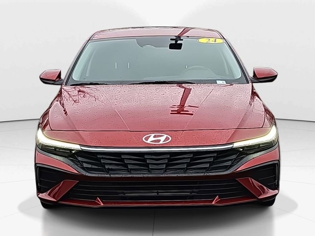 Used 2024 Hyundai Elantra SEL video 2