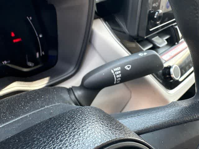 Used 2026 Toyota Corolla Cross L FWD image 17