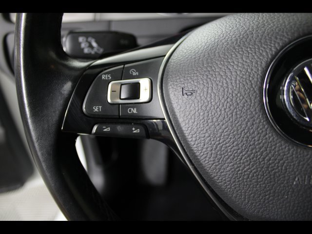 Used 2016 Volkswagen Golf S FWD image 19