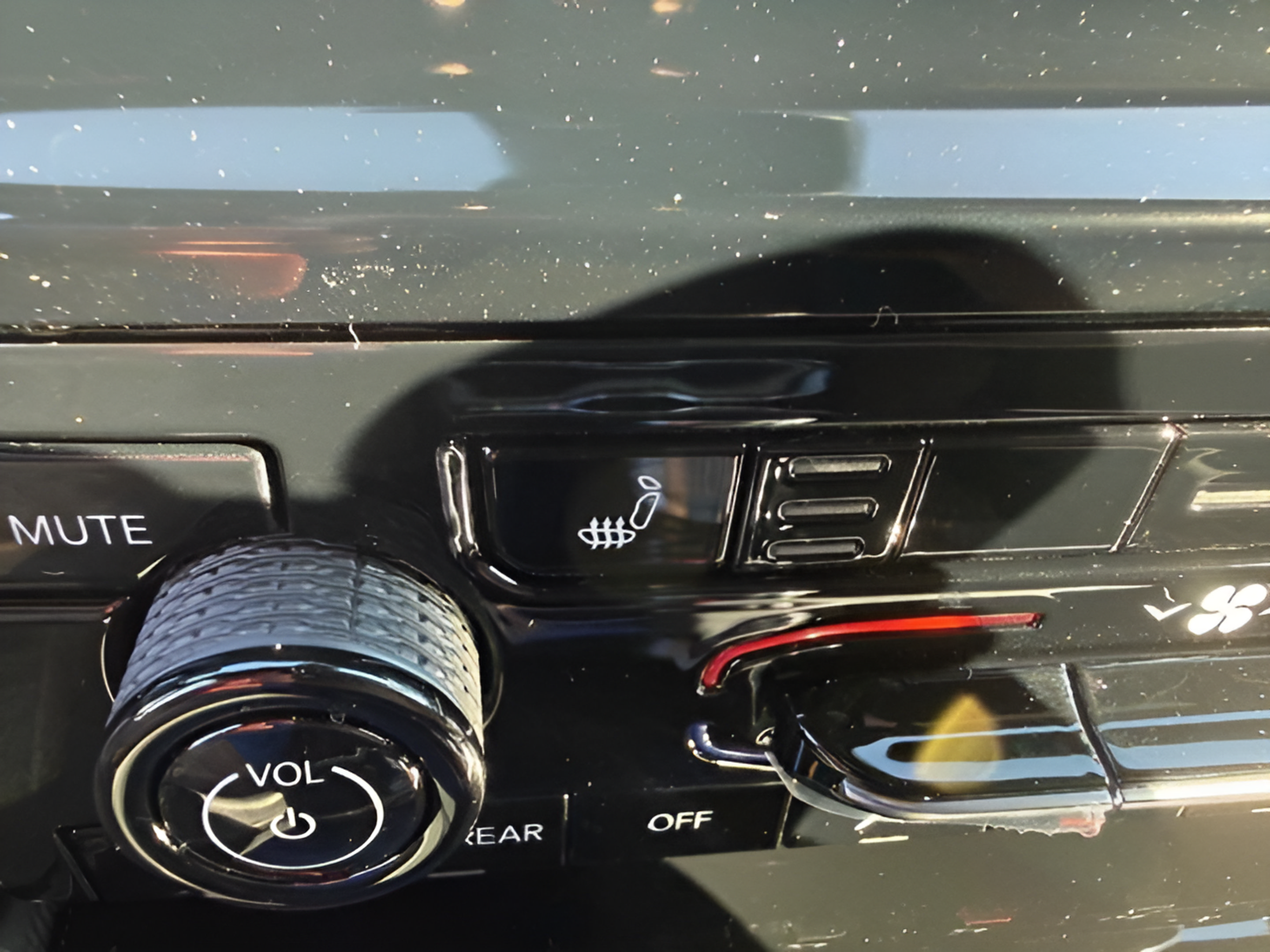 New 2027 Jeep Grand Cherokee Laredo X AWD/4WD image 34