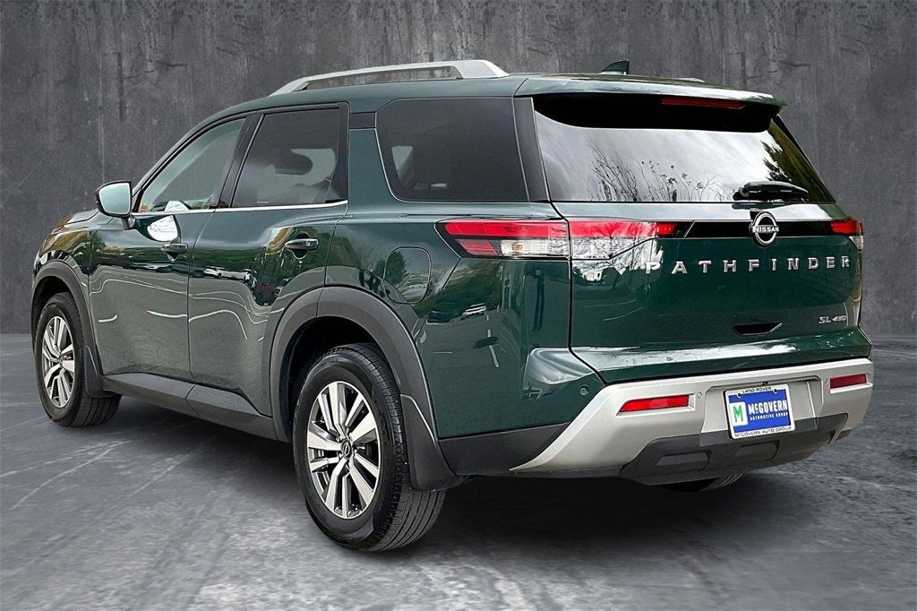 Used 2022 Nissan Pathfinder SL image 4