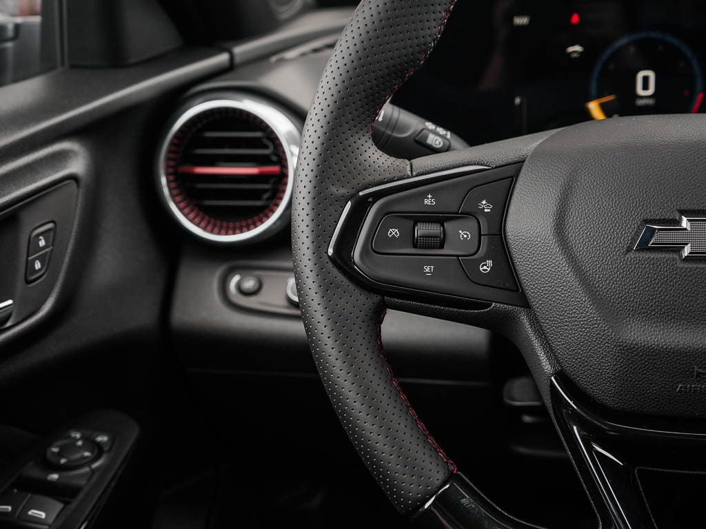 New 2026 Chevrolet Trax RS w/ Driver Confidence Package FWD image 19