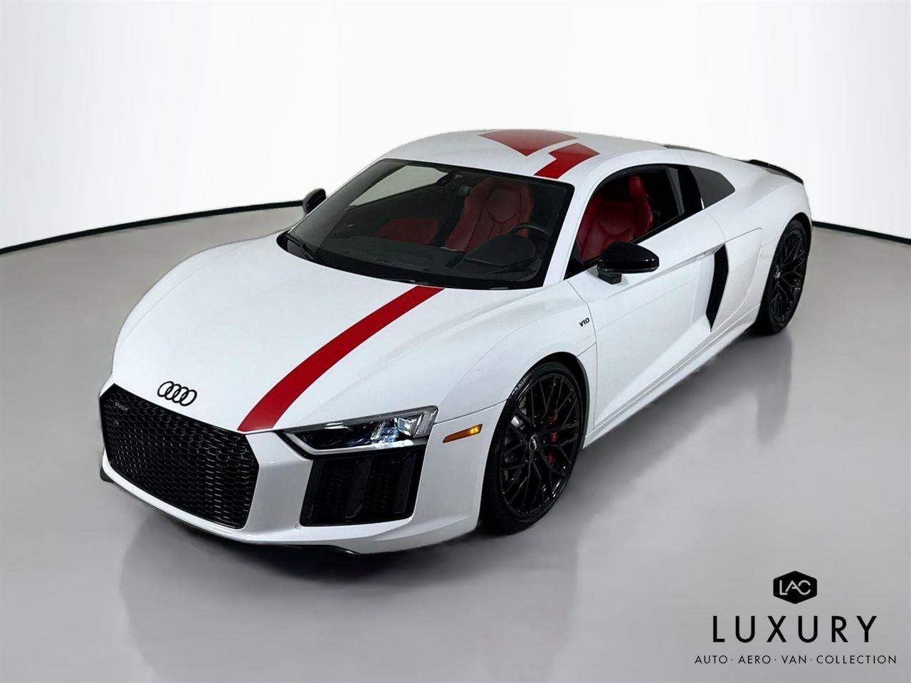 Used 2018 Audi R8 V10 w/ Premium Package image 3