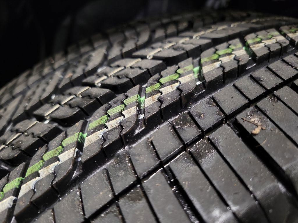 Used 2023 Nissan Rogue S image 11