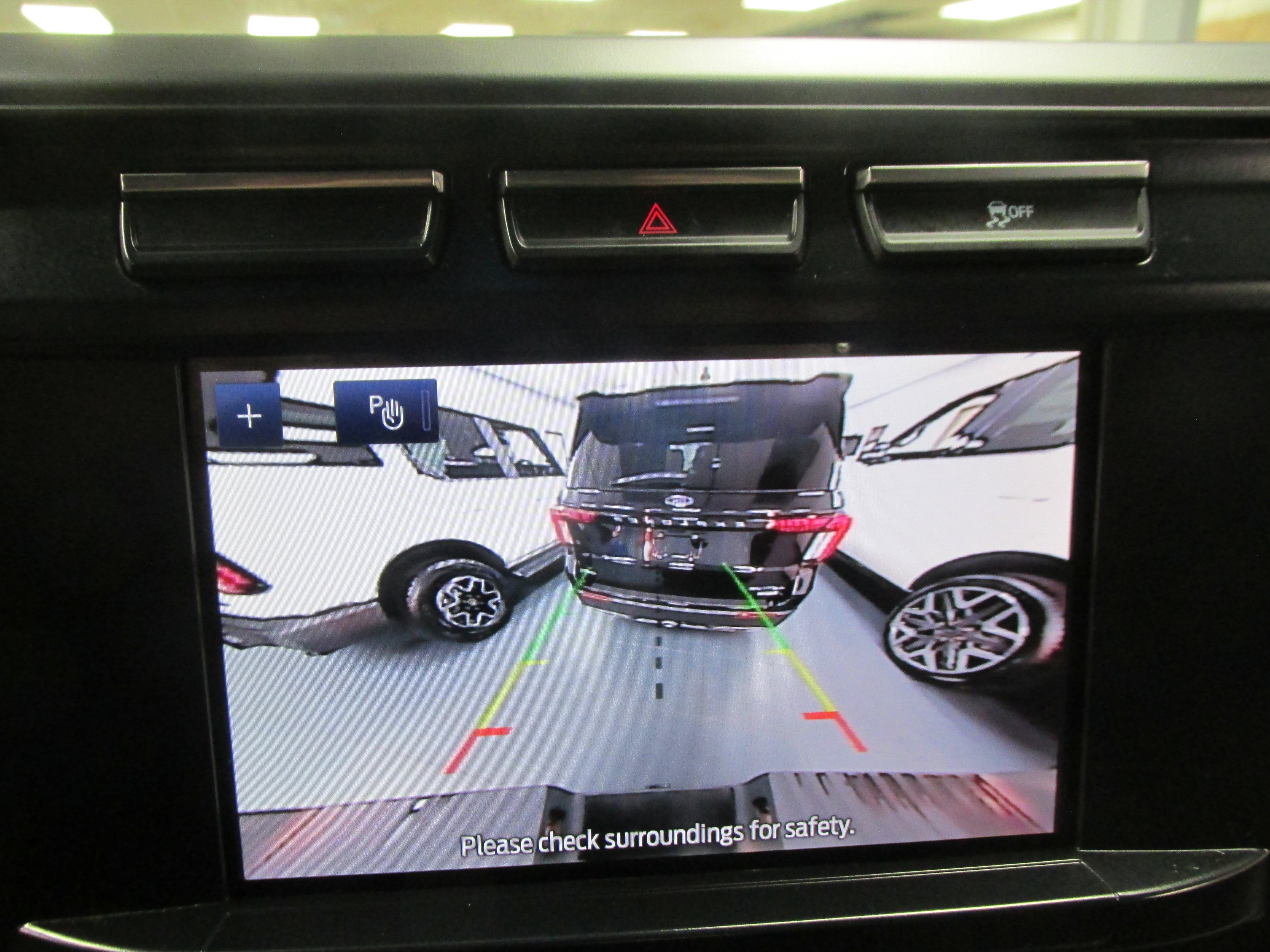 Used 2023 Ford F250 XLT w/ Snow Plow Prep Package image 33