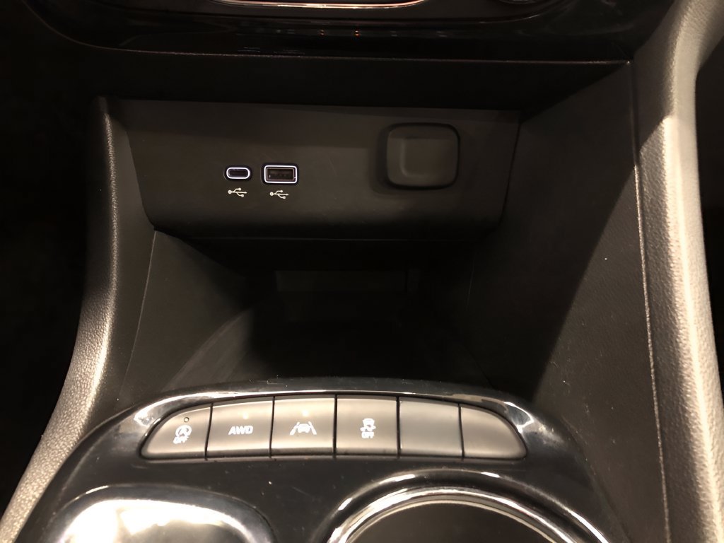 Used 2026 Buick Encore GX Sport Touring w/ Comfort Package AWD/4WD image 11