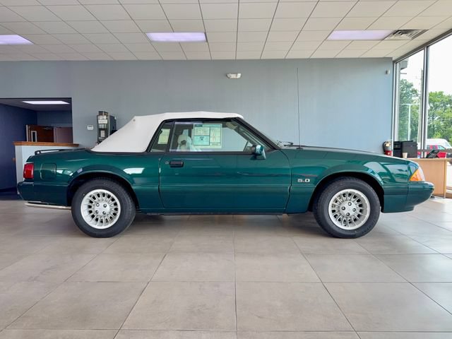 Used 1990 Ford Mustang LX RWD image 6