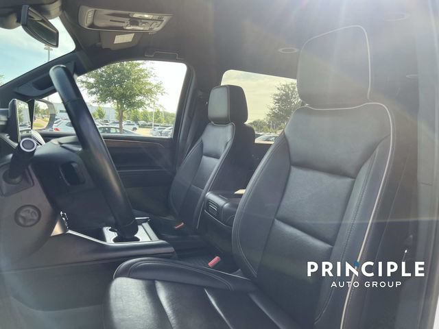 Used 2023 Chevrolet Suburban Premier AWD/4WD image 13