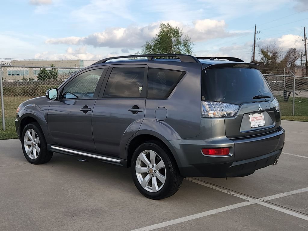 Used 2010 Mitsubishi Outlander XLS image 7