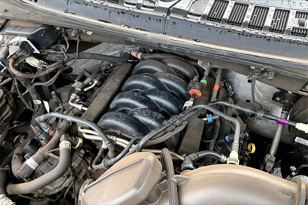 Used 2020 Ford F150 Lariat image 35