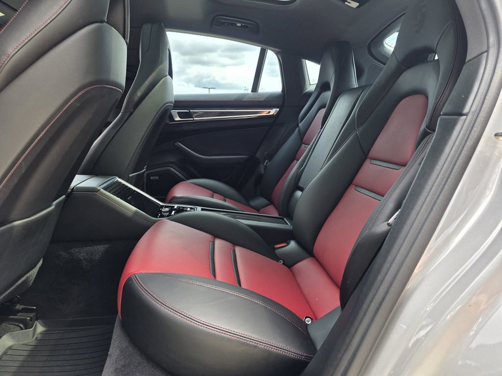 Certified 2023 Porsche Panamera 4 Platinum Edition AWD/4WD image 16
