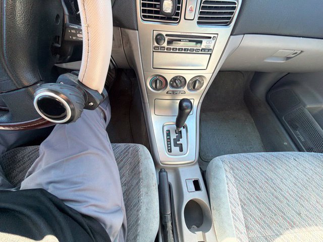 Used 2005 Subaru Forester 2.5X AWD/4WD image 16