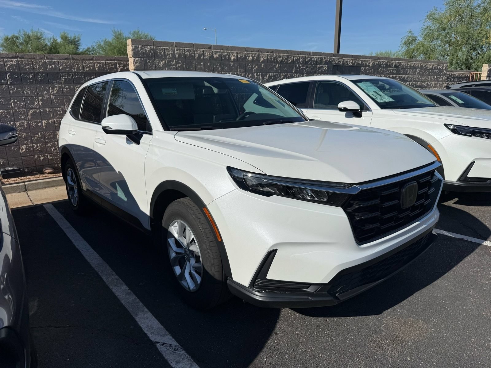 Used 2024 Honda CR-V LX image 5