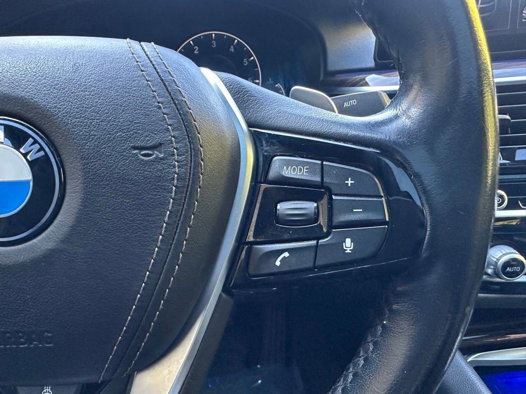 Used 2019 BMW 530i xDrive w/ Dynamic Handling Package image 24
