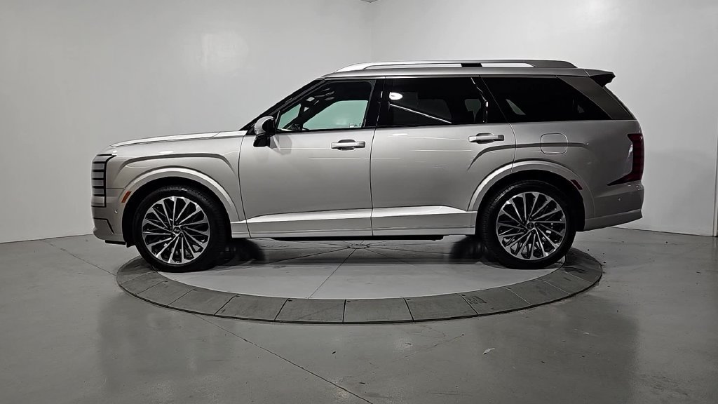 Certified 2026 Hyundai Palisade Calligraphy AWD/4WD image 2