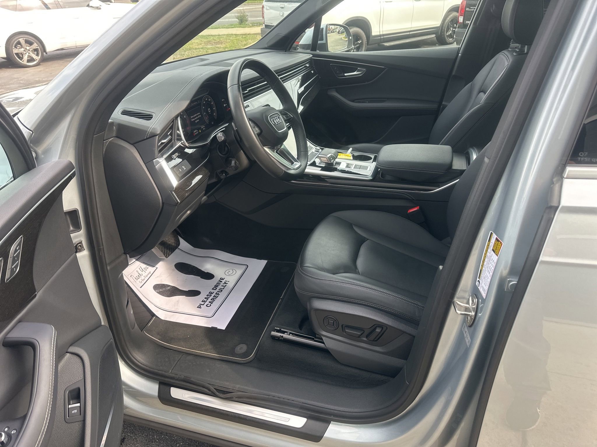 Used 2025 Audi Q7 3.0T Premium Plus AWD/4WD image 20
